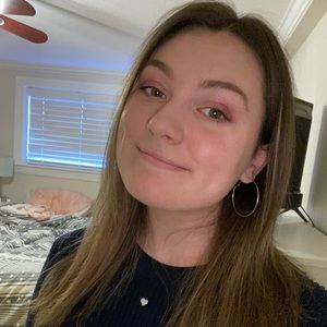 Meet your Posher, Kaitlyn